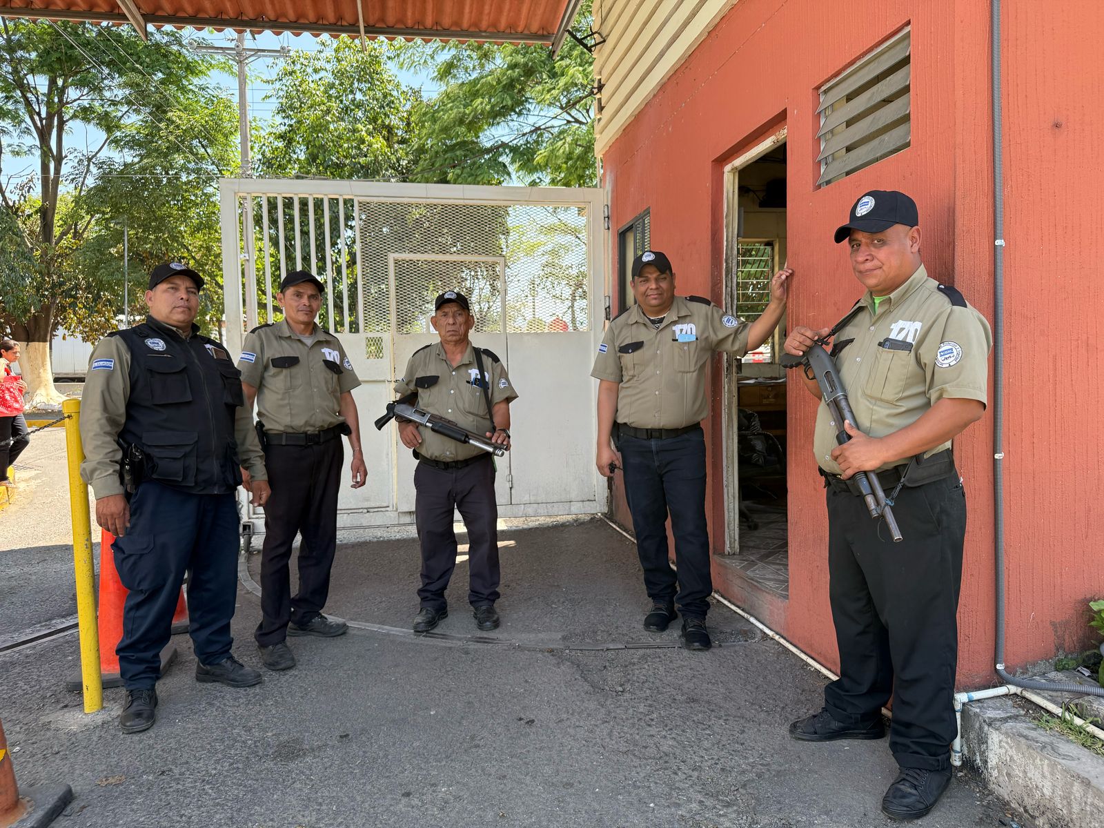 team SEPS EL SALVADOR, seguridad